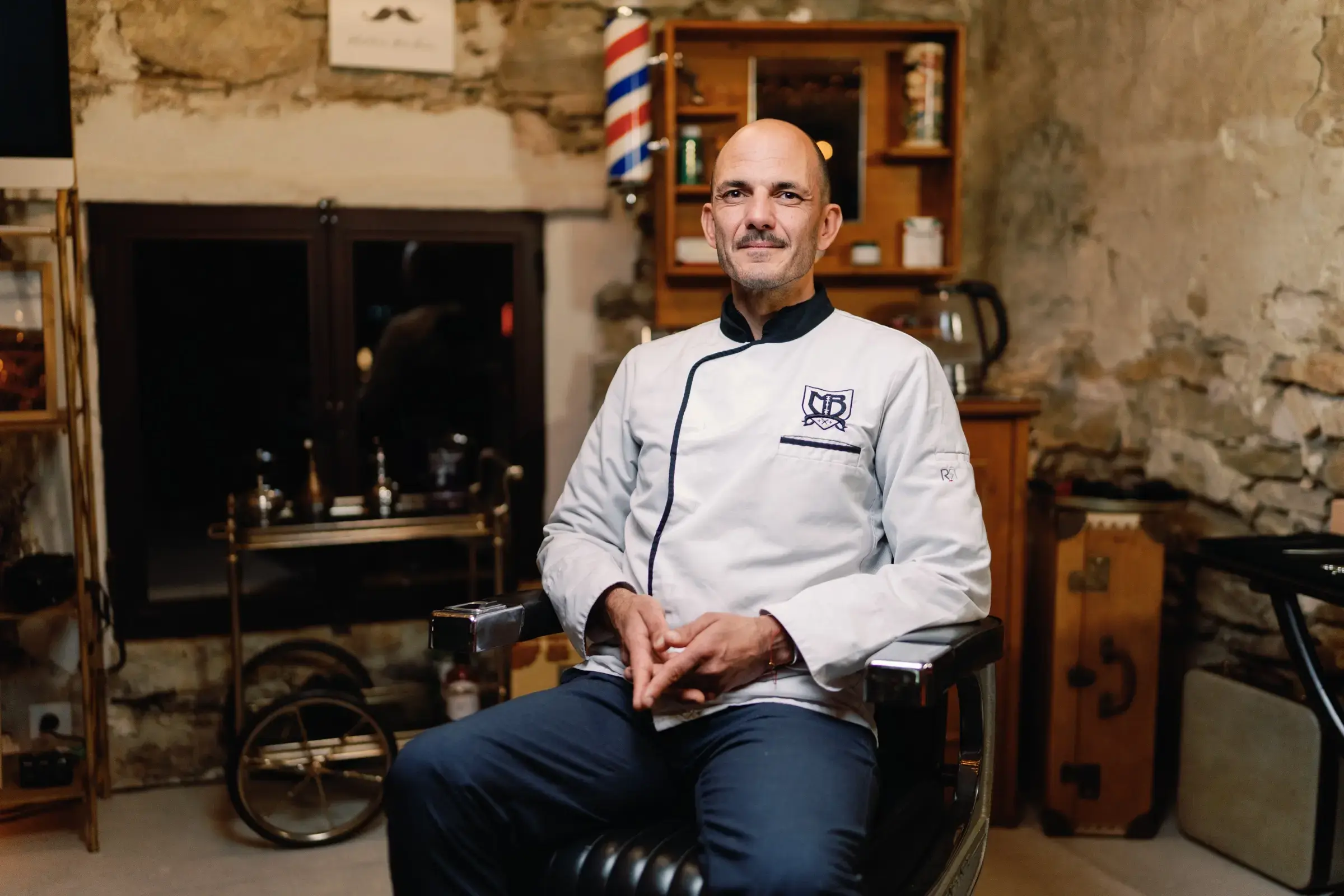 Julien Lebobe, Maître Barbier